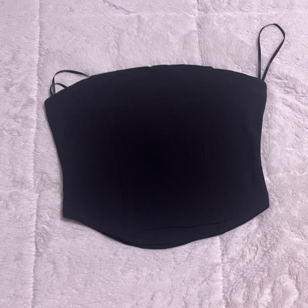 Bozzolo Chic Black Strapless Crop Top